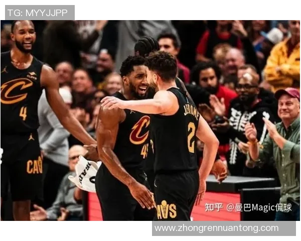 2015年NBA常规赛勇士与骑士精彩对决视频集锦回顾 2015年NBA常规赛勇士与骑士精彩对决视频集锦回顾