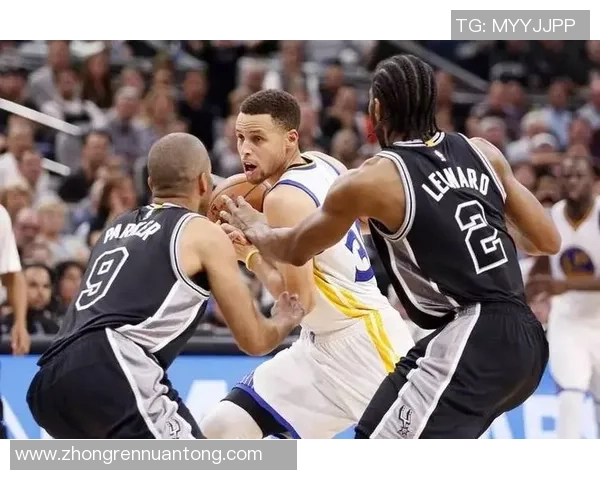 火箭队与勇士队西部决赛第四场激战回顾与精彩瞬间分析